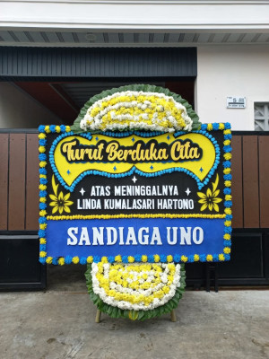 Papan Bunga Duka di Sadang