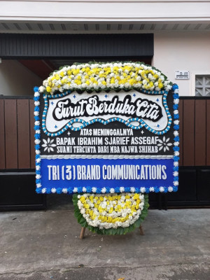 Papan Bunga Duka di Sadang